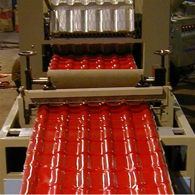 ASA PMMAのプラスチック艶をかけられた天井のタイル ポリ塩化ビニールのプロフィールの放出ライン屋根ふきシート